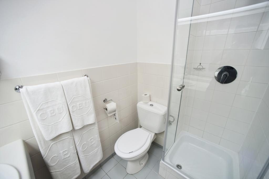 Ceu Konferencia Koezpont Hotel Budapeste Quarto foto